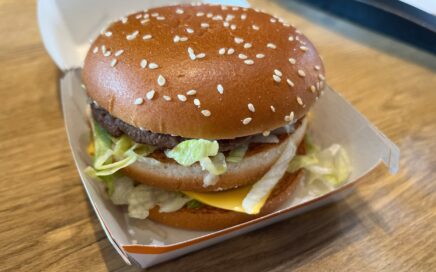 Big Mac shutterstock_2298839953.jpg